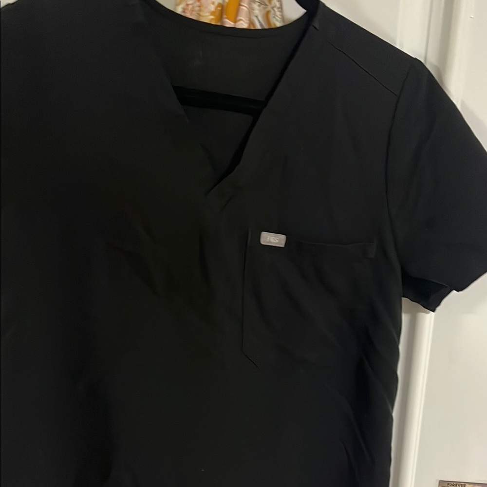 Figs Black Short Sleeve